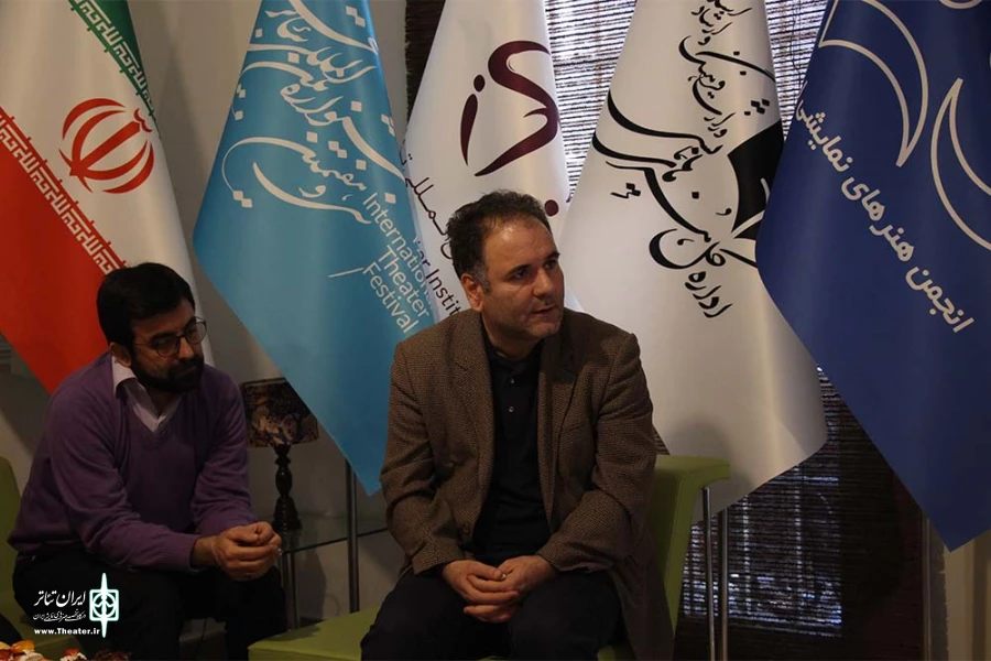 بازدید معاون هنری وزارت ارشاد از دبیرخانه تئاتر فجر