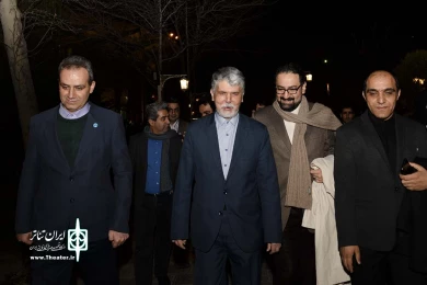 وزیر ارشاد میهمان جشنواره تئاتر فجر
