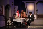 آهسته با گل سرخ