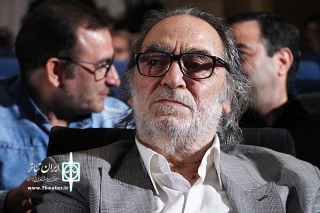 تاریخ شفاهی تئاتر درگفتگوی ایران تئاتر با هوشنگ توکلی  (قسمت پایانی)

گروتفسکی اعتراف کرده بود که تجربیاتش غلط بوده است