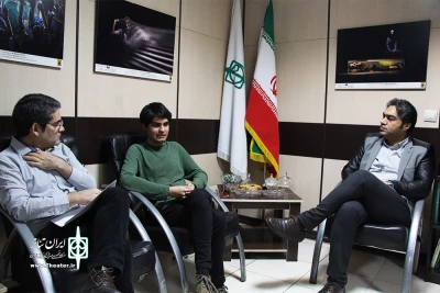 در گفت‌وگوی ایران تئاتر با دبیران جشنواره مطرح شد

خروجی‌های جشنواره تئاتر دانشگاهی قابل اعتناست