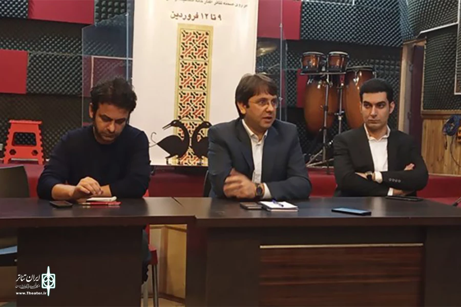 یادمان مرشد ولی  الله ترابی و سعدی افشار در هفته تئاتر ایران در روسیه 2