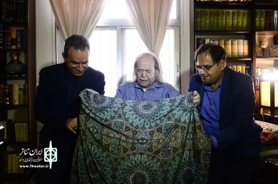 رونمایی از پوستر روز ملی تئاتر