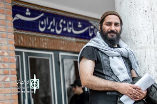 «غلامرضا لبخندی» به تماشاخانه ایرانشهر می رود