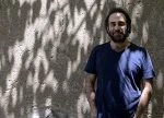 جعفر مهیاری «صندلی‌ها» را در کانادا اجرا می‌کند 2
