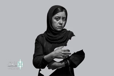 از بیست فروردین به صحنه می‌رود

«مثل خاراندن یک زخم» در عمارت نوفل لوشاتو