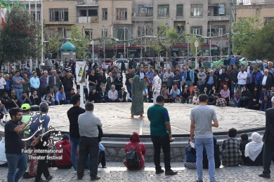 تئاتر خیابانی در محوطه تئاتر شهر