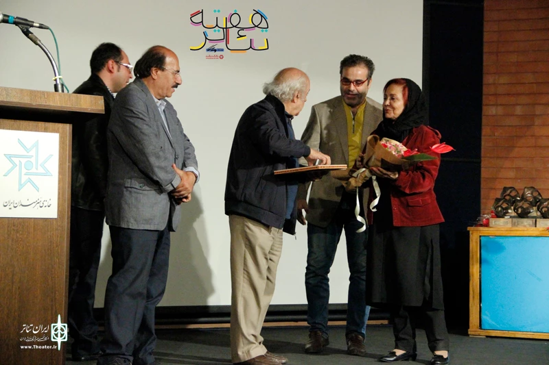 تجلیل از برگزیدگان تئاتر خیابانی در جشن بزرگداشت هفته تئاتر 2