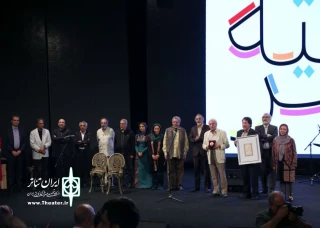 علی نصیریان در  اختتامیه شانزدهمین جشن بزرگداشت هفته تئاتر عنوان کرد:

بهرام بیضایی را به ایران بازگردانید