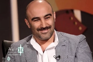 After 13 years

Mohsen Tanabandeh  goes on stage
