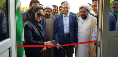 ساخت سالن تئاتر در دل آب های خلیج فارس

با حضور استاندار پلاتو جزیره خارگ افتتاح شد
