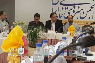 محمدرضا الوند در همایش روسای دفاتر انجمن هنرهای نمایشی ایران در مشهد عنوان کرد

هنرمندان شهرستان‌ها می‌توانند خوراک جریان تئاتر مرکز را تهیه کنند