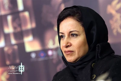با بازی فرشته صدر عرفایی

«در اتاق باد می‌وزد» به تئاتر هامون می‌رود