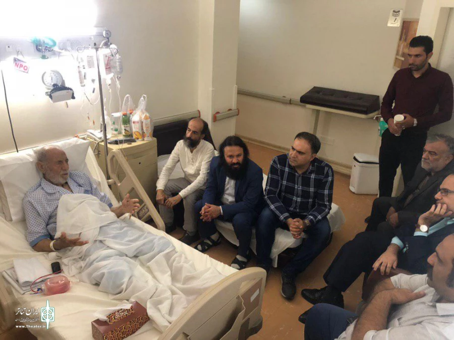 مدیر عامل انجمن هنرهای نمایشی به ملاقات مرشد  سعیدی رفت 3