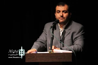 در گفت‌وگوی فارس با رئیس شورای نظارت و ارزشیابی مطرح شد

تأکید فخرموسوی  بر ارائه مکتوب اصلاحیه‌ها به گروه‌های نمایشی