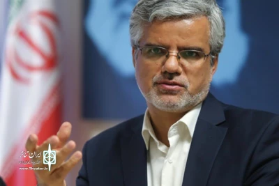 نماینده مردم تهران پس از دیدن نمایش گفت:

«پپ» امکانی برای گفتگوی بین نسلی