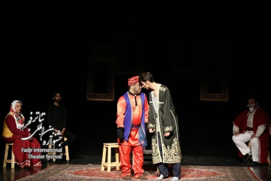 مبارک و خاتون پرده نشین