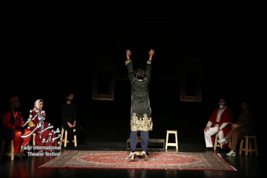 مبارک و خاتون پرده نشین