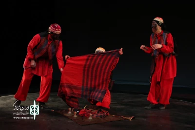 دریادداشت کارگردان «جنگنامه غلامان» عنوان شد

ادای احترام تمام قد به هنر سترگ نمایش در ایران