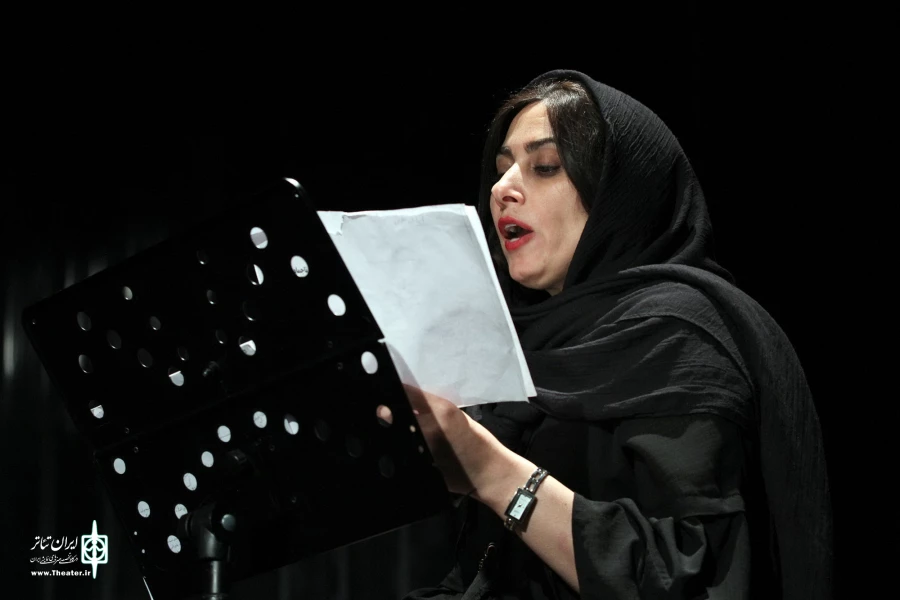 نمایشنامه‌خوانی تاجماه
