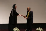 داود رشیدی از ارکان  جریان تئاتری دهه چهل ایران بود 12