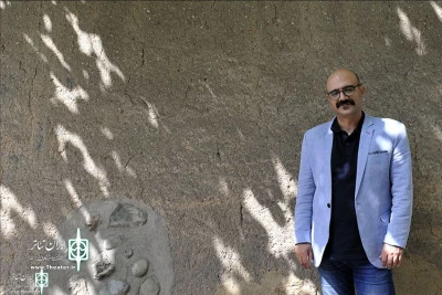 Asghar Nouri  to Iran Theater

Contemporary French author Didier Van Cauwelaert is widely known