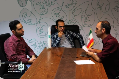 گفت‌وگوی ایران تئاتر با وحید رهجوی و حسین ملکی کارگردان‌های نمایش «میمون»

فرم مستند در زمان کنونی تئاتر ایران فرمی بدیع است