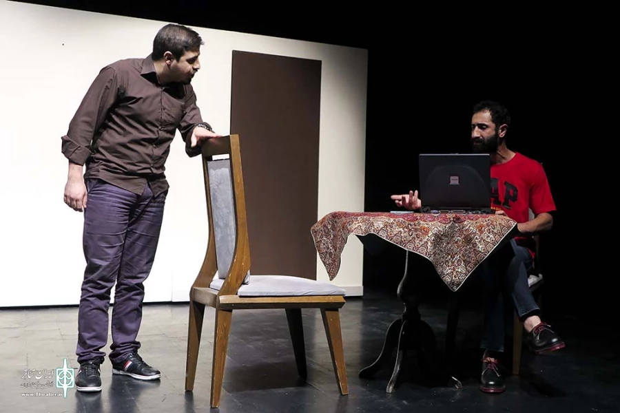 فولاد هرگز زنگ نمی‌زند