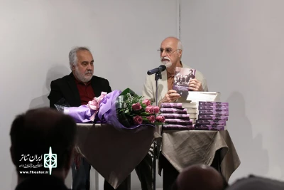 با حضور معاون هنری وزارت فرهنگ و ارشاد اسلامی

طنزآوران جهان نمایش داریوش مودبیان رونمایی شد