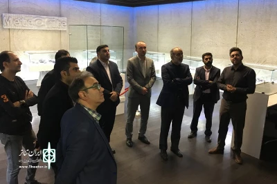 مدیر عامل بنیاد رودکی از برج آزادی بازدید کرد
