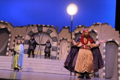 پس از اجرا در تهران

نمایش «خاتون» به اردستان می‌رود