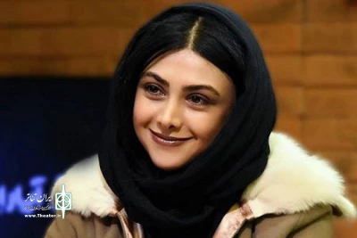 به کارگردانی سمانه زندی‌نژاد؛

آزاده صمدی با «آن دیگری» به صحنه می‌رود