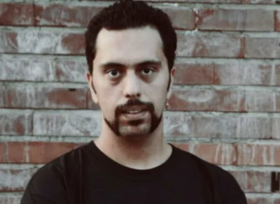 مسعود براهیمی  در گفت‌وگو با ایران تئاتر

سوگواره خورشید تجربه‌ای منحصربفرد در عرصه تئاتر محیطی است