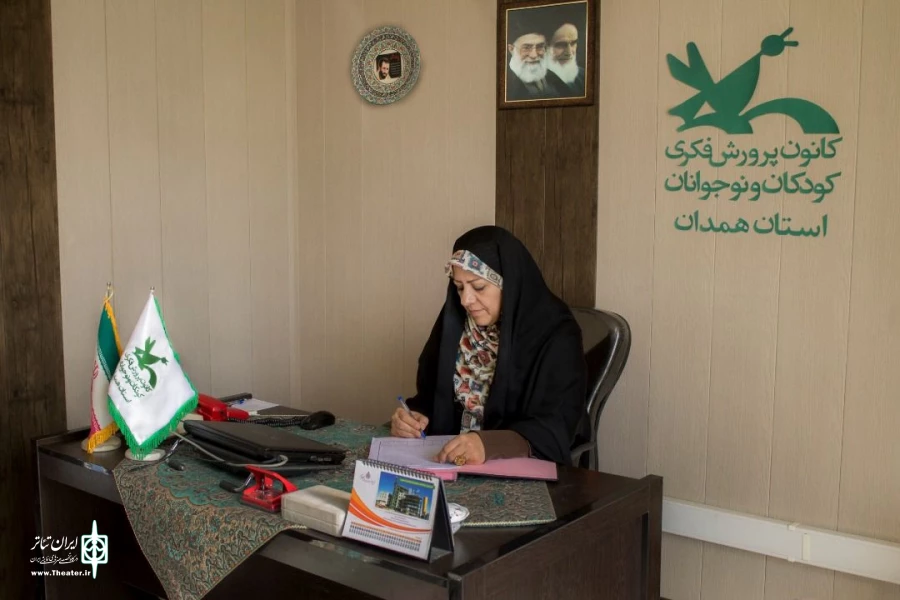 تماشاخانه های سیارکانون در طول برگزاری جشنواره تئاتر کودک مورد استقبال بچه های استان همدان قرار گرفته اند 2