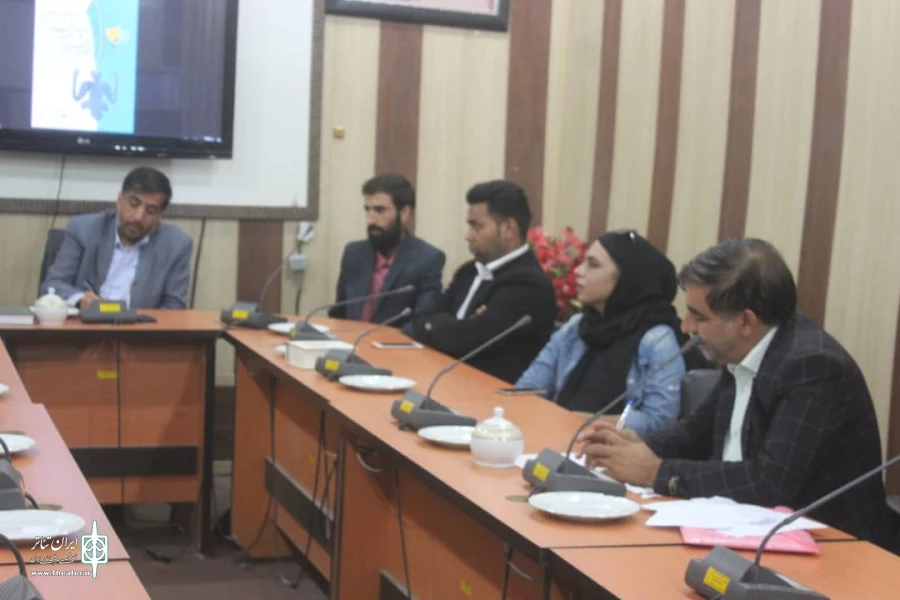 مراسم رو نمایی از پوستر دهمین جشنواره تئاتر استانی فجر در جیرفت برگزار شد. 5