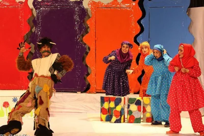 ایران تئاتر 8 اثر حاضر دربخش خردسال جشنواره تئاتر کودک و نوجوان را معرفی می‌کند

دنیای رنگی رنگی