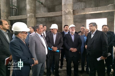 در ادامه پیگیری بازسازی سالن تئاتر در بیرجند

بازدید استاندار خراسان جنوبی از روند بهسازی سالن آمفی تئاتر علامه فرزان
