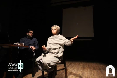 به همت پژوهشکده دا

«پژوهشی با هنرمند» با محوریت بدن و حرکت برگزار شد