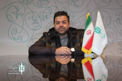 مهدی پاشایی در گفت وگو با ایران تئاتر

کافه‌بازها نگاهی نقادانه به تئاتر امروز ما است