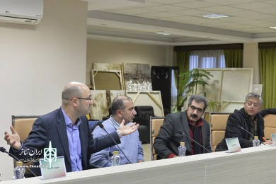 نشست کمیسیون فرهنگی مجلس با هنرمندان حوزه تئاتر