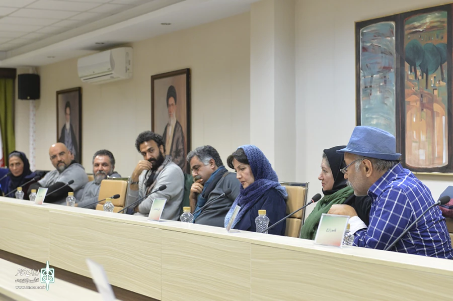 نشست کمیسیون فرهنگی مجلس با هنرمندان حوزه تئاتر