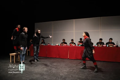 گرگ ها در آشپزخانه