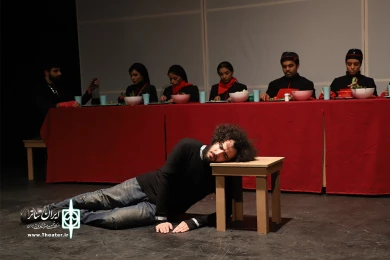 گرگ ها در آشپزخانه