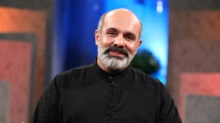 پیام دهکردی در گفت‌وگو با ایران تئاتر

درآمد سلبریتی‌ها قابل تعمیم به کلیت جامعه هنری نیست