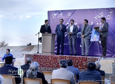 زنگ آغاز جشنواره تئاتر مهر کاشان به صدا درآمد

سیلک، آغازی بر وعده پانزدهم