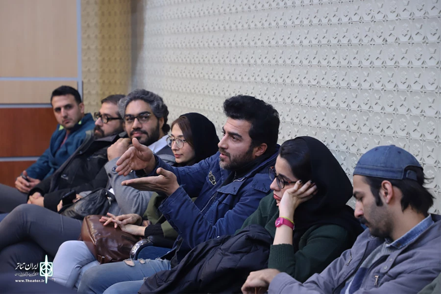 نشست آسیب شناسی جشنواره تئاتر دانشگاهی