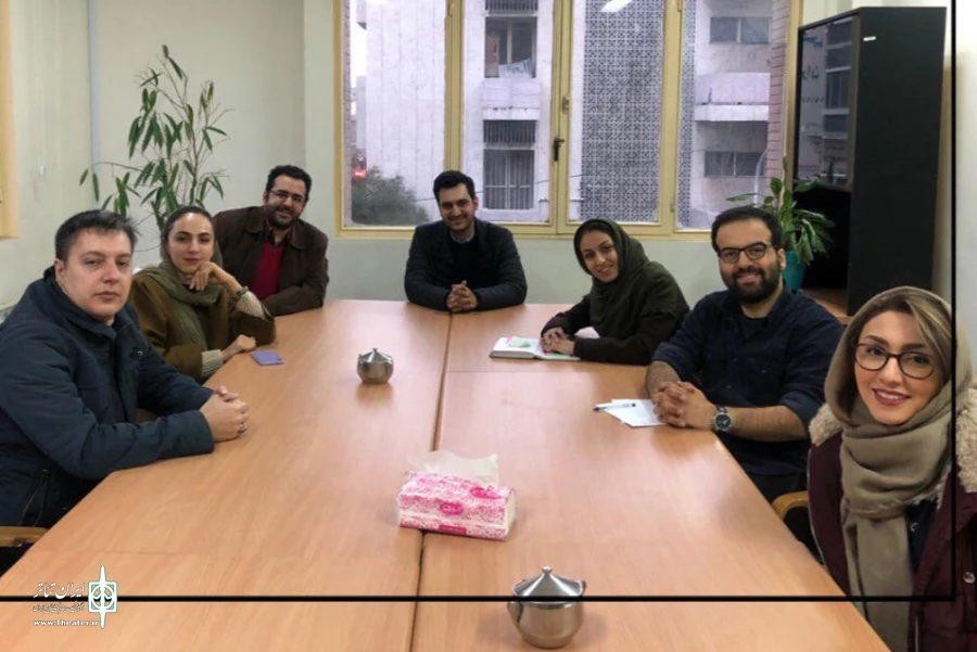 اولین مجمع عمومی کانون روابط عمومی و تبلیغات خانه تئاتر 2