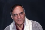 در چنور تنهایی سیاسی روایت می شود
نام آدم های آرمان خواه و مبارز در طول تاریخ زنده است 2