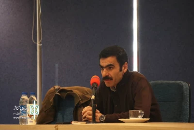 حسین کیانی در دومین نشست «قصه نویسی در درام» مطرح کرد

مخاطب داستانی را می‌پسندد که بتواند باورش کند