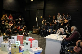 کوشک جلالی در نشست تخصصی با موضوع تئاتر معاصر تبریز مطرح کرد:

حفره تئاتر ایران نبود ارتباط میان مخاطب و هنرمند است